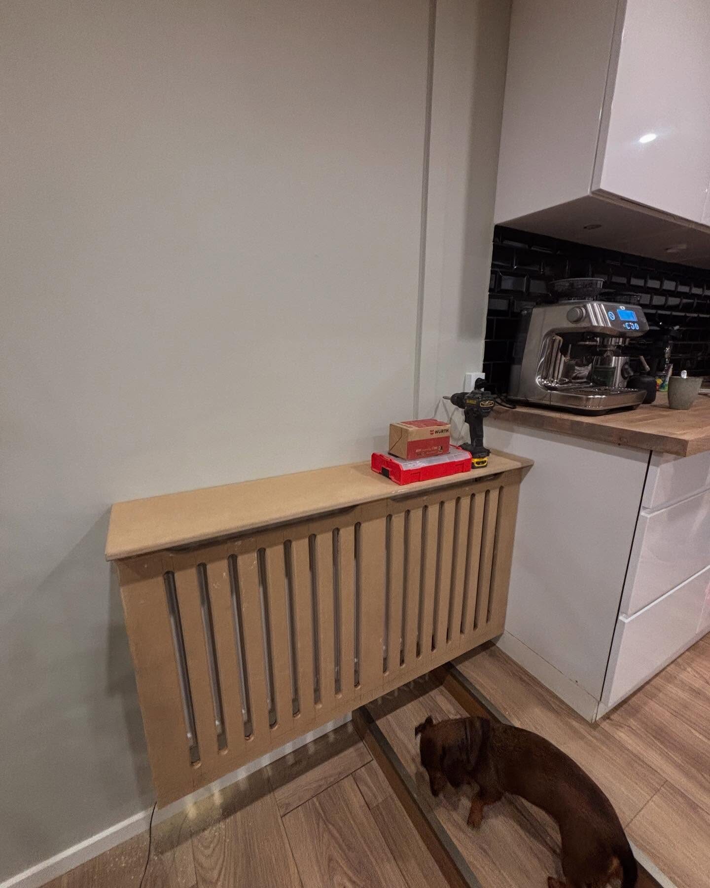 Radiatorskjuler - Træbearbejdning - Schaefer & Risom